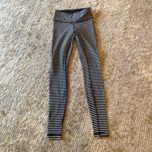 Lululemon black and white striped leggings 2
